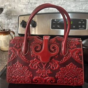 L’Artiste by Spring Step Leather Purse